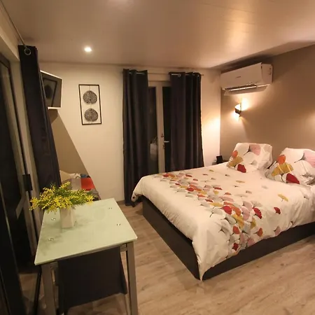 La Des Onglous Guest house